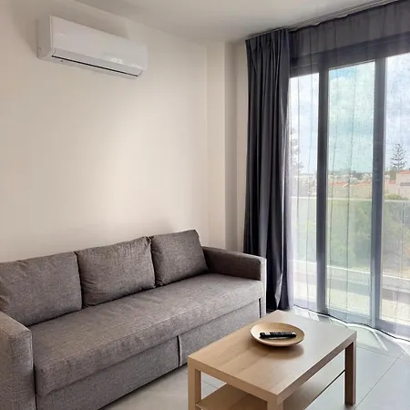 Apartment Onero Lovely Paphos