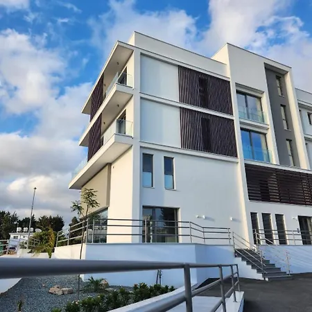 Onero Lovely * Pafos